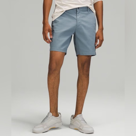 Lululemon Commission Short - Picture 1 of 5